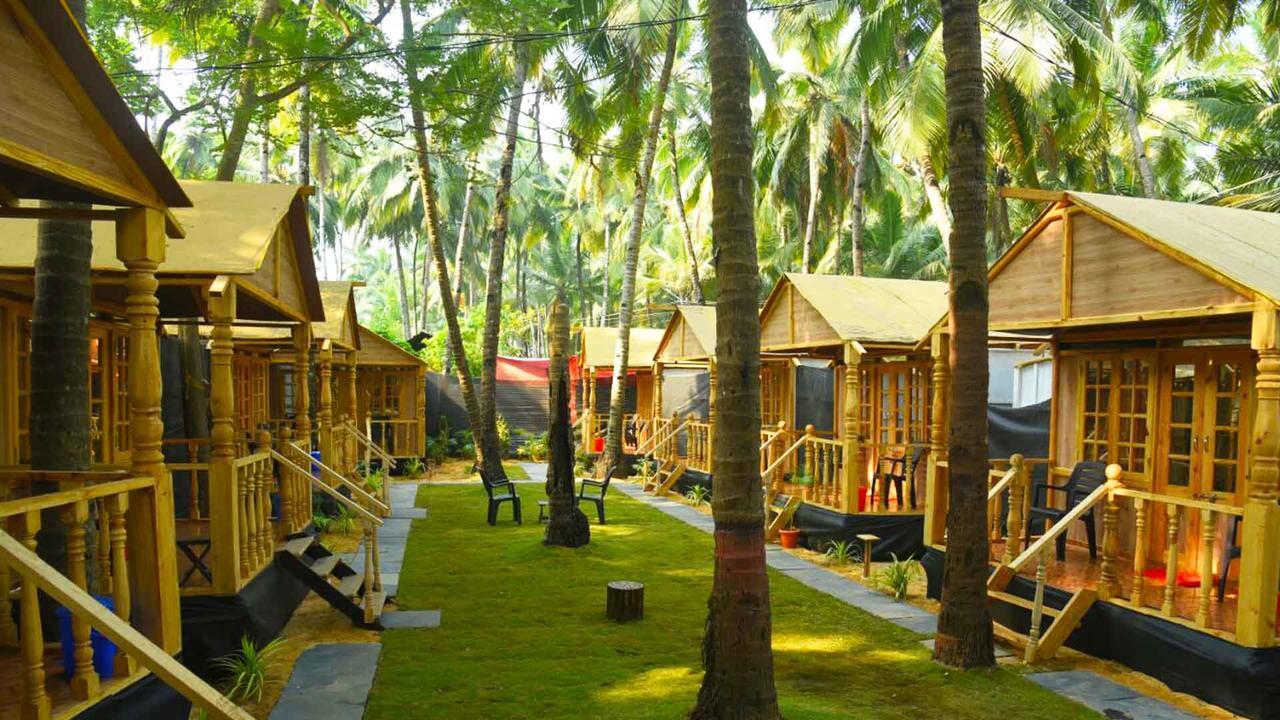 Clara's Huts Hotell Palolem Exteriör bild